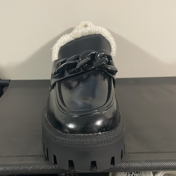 Dolce Vita Faux Fur Loafer - Picture 5 of 11